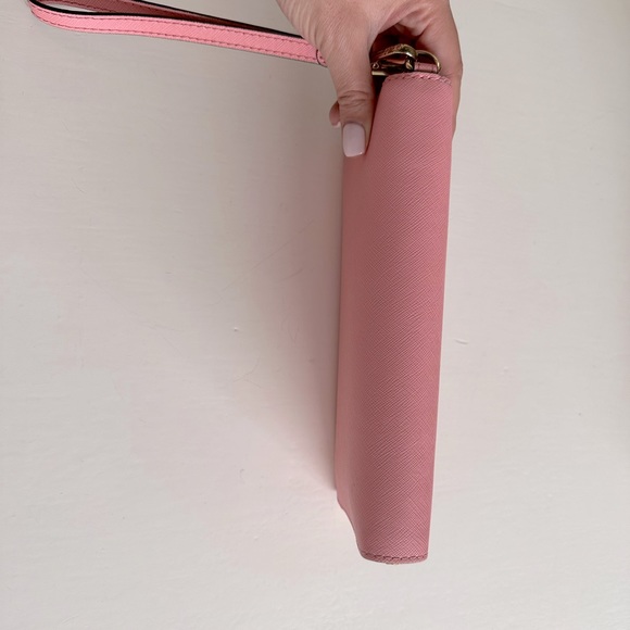 Authentic Pale Pink Michael Kors Wallet - Picture 7 of 11